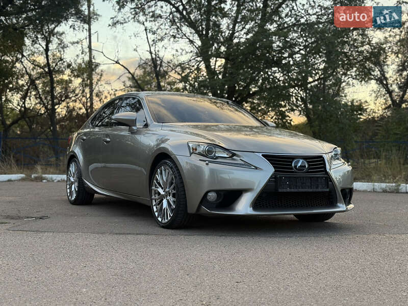 Седан Lexus IS 2013 в Одессе