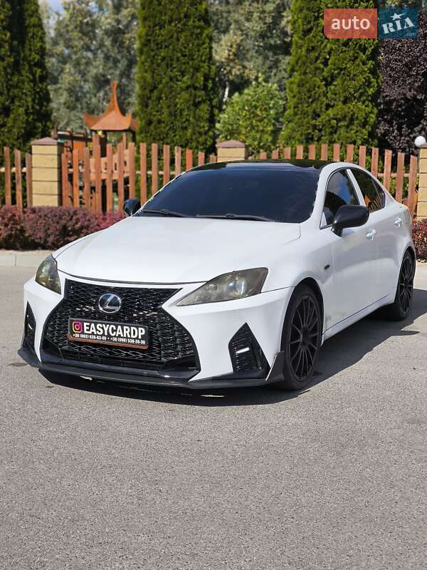 Lexus IS 2006