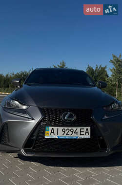 Седан Lexus IS 2018 в Ірпені