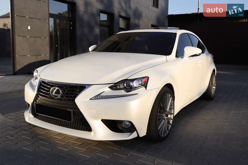 Седан Lexus IS 2013 в Киеве