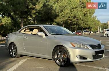 Кабриолет Lexus IS 2010 в 
