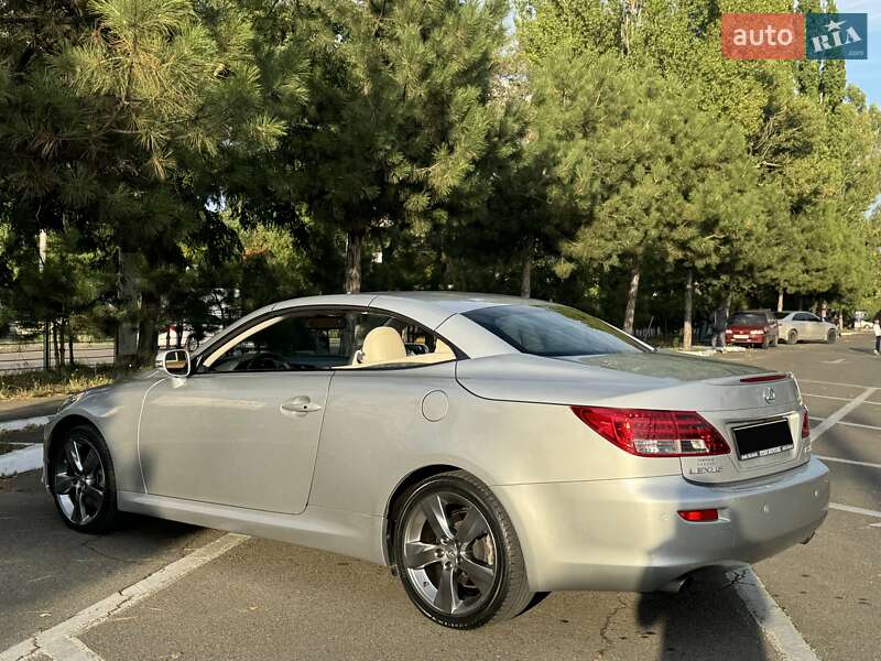 Кабриолет Lexus IS 2010 в Одессе