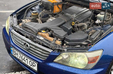 Седан Lexus IS 1999 в 
