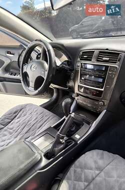 Седан Lexus IS 2006 в 