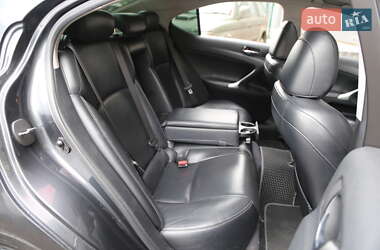 Седан Lexus IS 2010 в 