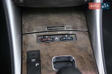Седан Lexus IS 2010 в 
