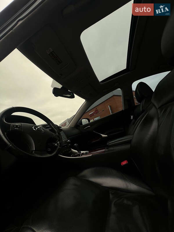 Седан Lexus IS 2007 в Броварах