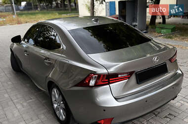 Седан Lexus IS 2013 в 