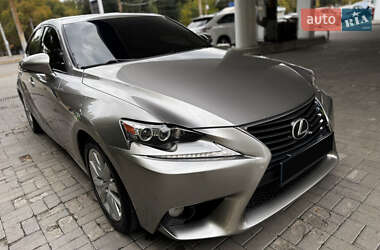 Седан Lexus IS 2013 в 