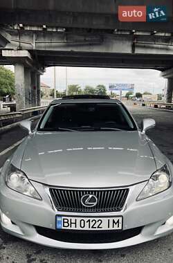 Седан Lexus IS 2010 в 