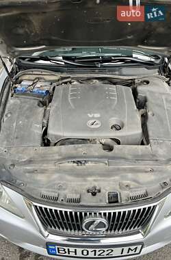 Седан Lexus IS 2010 в 