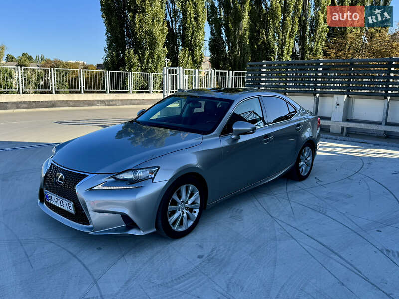 Седан Lexus IS 2014 в Киеве