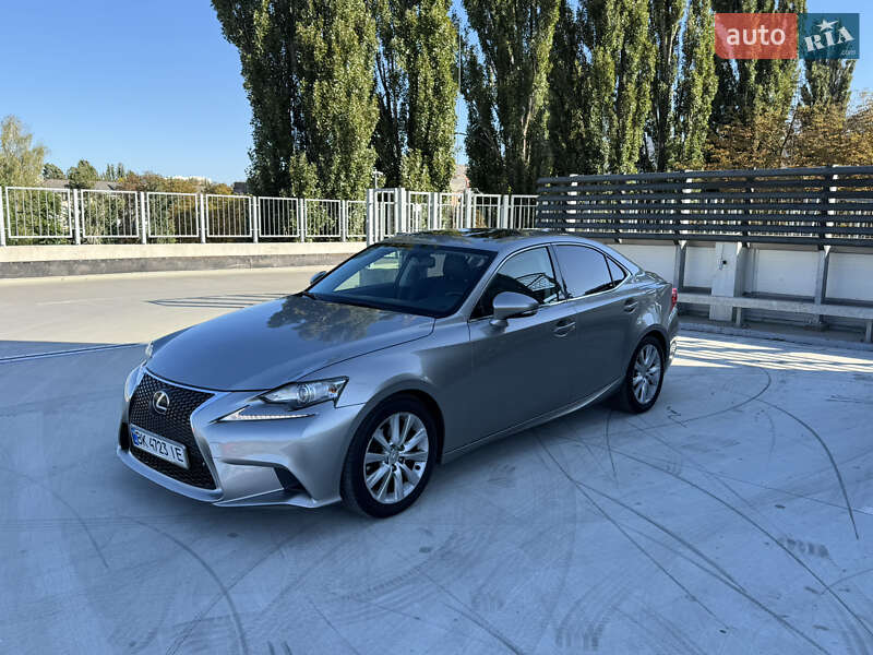 Седан Lexus IS 2014 в Киеве