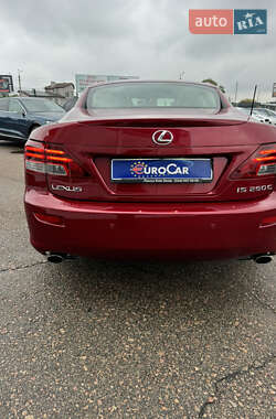 Кабриолет Lexus IS 2011 в 