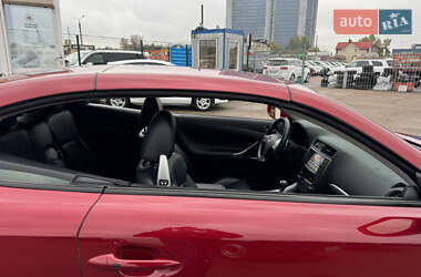 Кабриолет Lexus IS 2011 в 