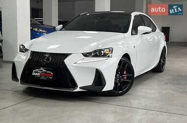 Седан Lexus IS 2016 в Полтаве