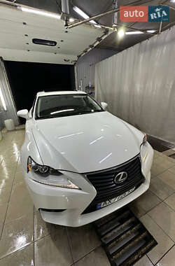 Седан Lexus IS 2014 в 