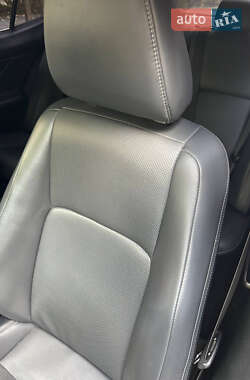 Седан Lexus IS 2014 в 