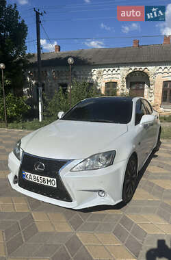 Седан Lexus IS 2008 в Балті