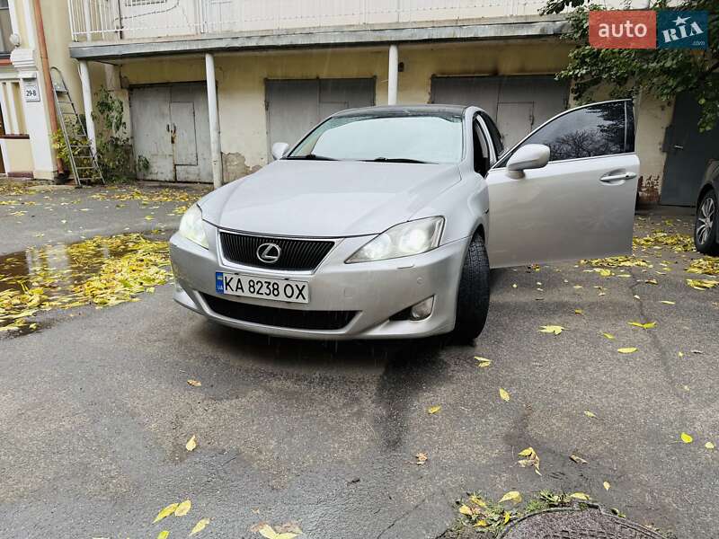 Седан Lexus IS 2007 в Киеве фото 9 Седан Lexus IS 2007 в Киеве