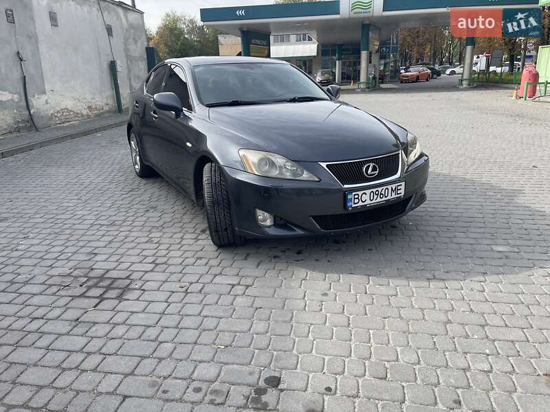 Седан Lexus IS 2006 в Тернополе