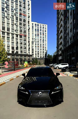 Седан Lexus IS 2016 в Киеве