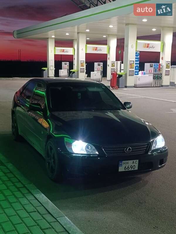 Lexus IS 1999
