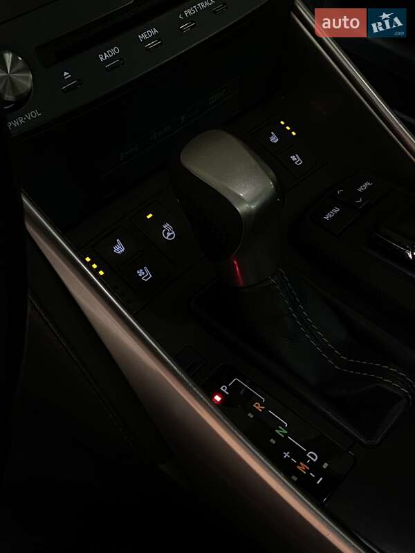 Седан Lexus IS 2015 в Богодухіву фото 29 Седан Lexus IS 2015 в Богодухіву
