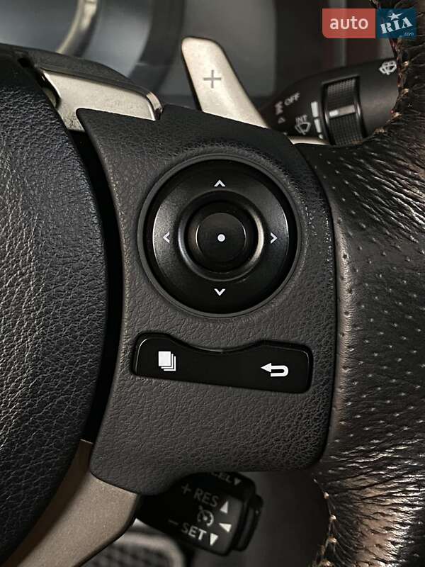 Седан Lexus IS 2015 в Богодухіву фото 13 Седан Lexus IS 2015 в Богодухіву