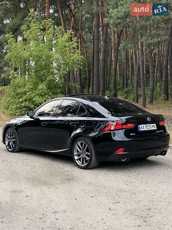 Седан Lexus IS 2015 в Богодухіву фото 3 Седан Lexus IS 2015 в Богодухіву