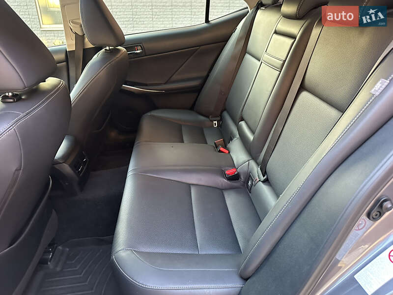 Седан Lexus IS 2014 в Белой Церкви