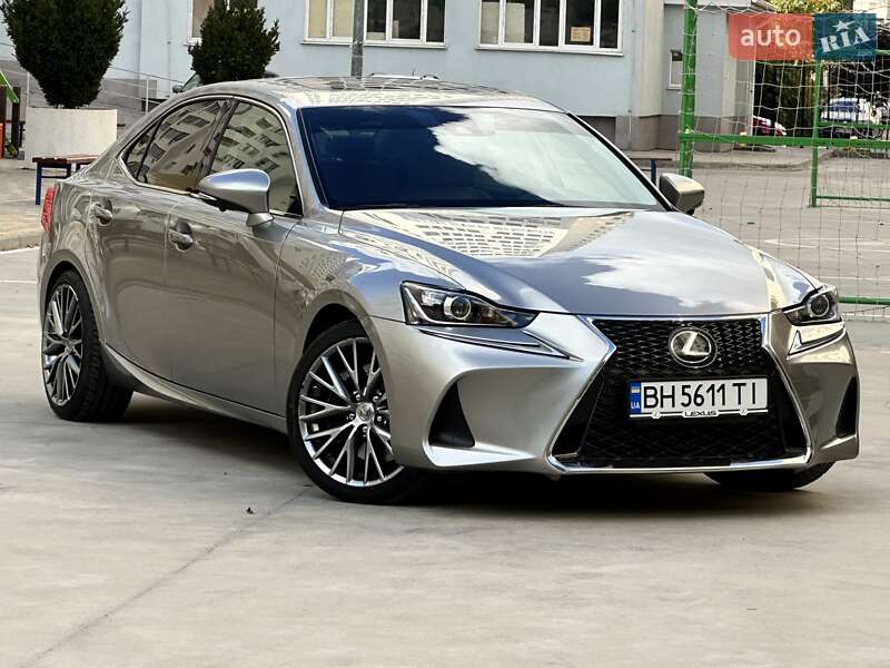 Седан Lexus IS 2017 в Одессе