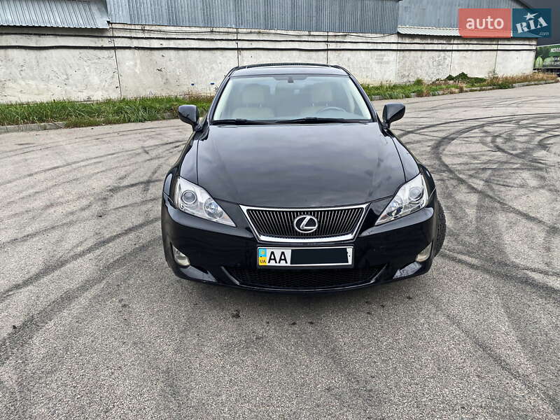 Седан Lexus IS 2006 в Києві