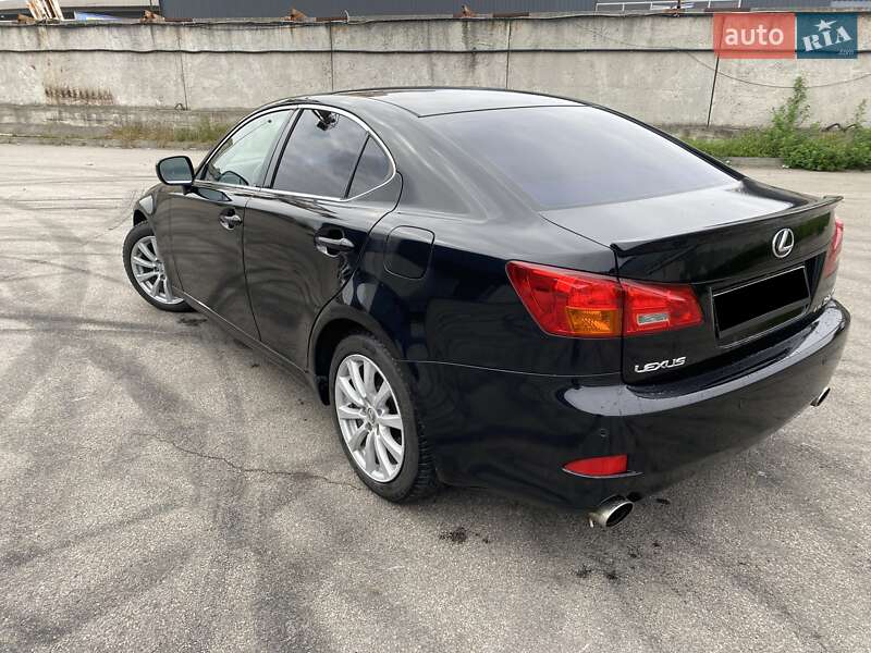 Седан Lexus IS 2006 в Києві