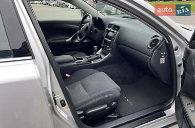 Седан Lexus IS 2009 в 