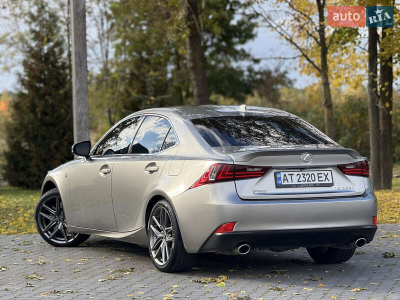 Седан Lexus IS 2015 в Коломые фото 17 Седан Lexus IS 2015 в Коломые
