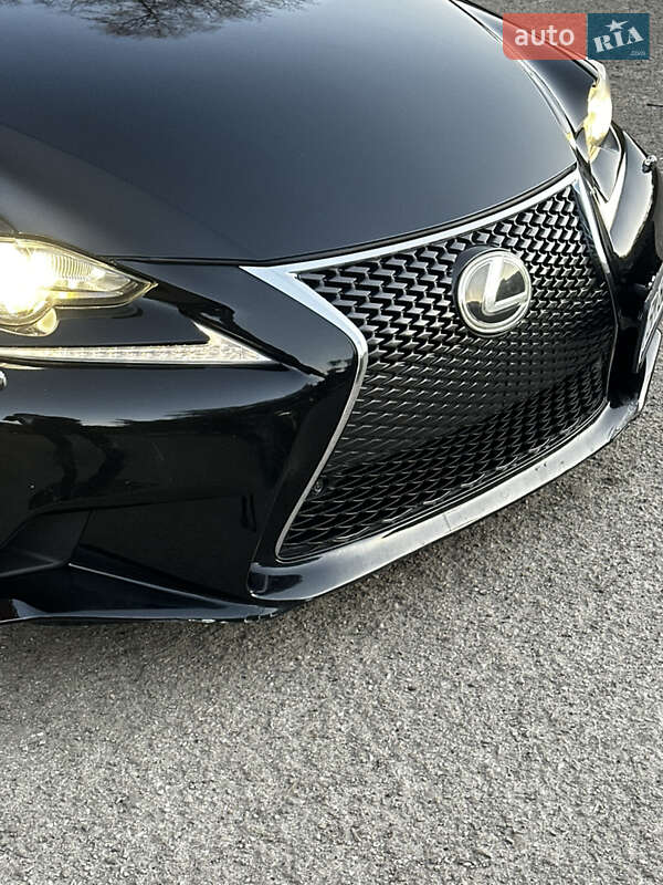 Седан Lexus IS 2014 в Ивано-Франковске фото 18 Седан Lexus IS 2014 в Ивано-Франковске