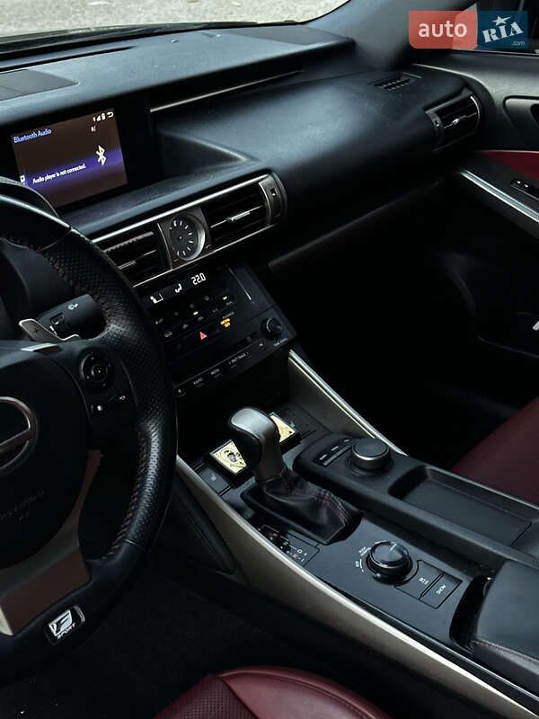 Седан Lexus IS 2014 в Ивано-Франковске фото 30 Седан Lexus IS 2014 в Ивано-Франковске