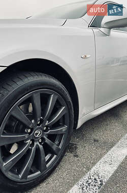 Седан Lexus IS 2006 в  фото 7 Седан Lexus IS 2006 в