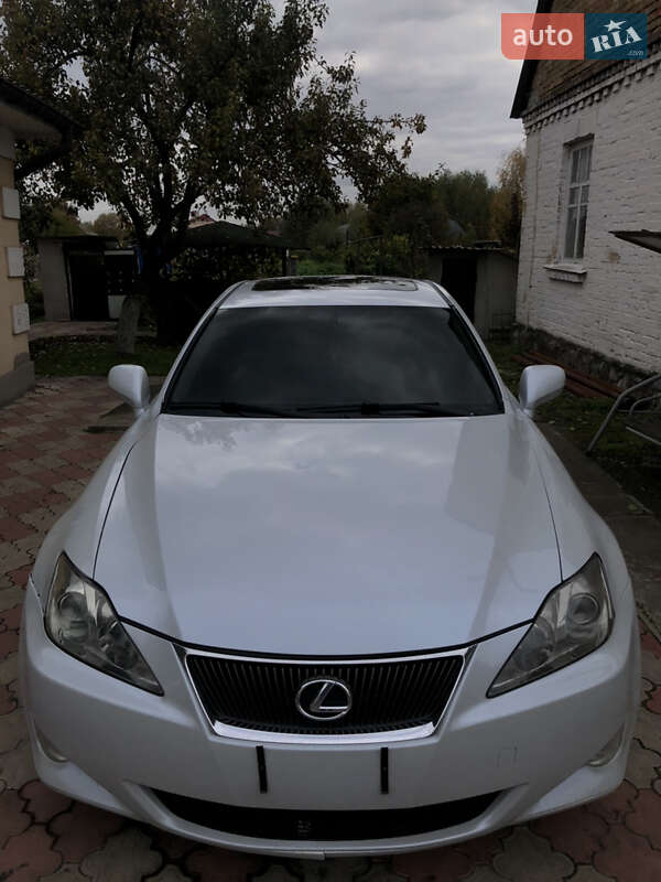 Седан Lexus IS 2006 в Борисполе