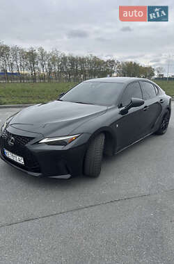 Седан Lexus IS 2022 в Дніпрі