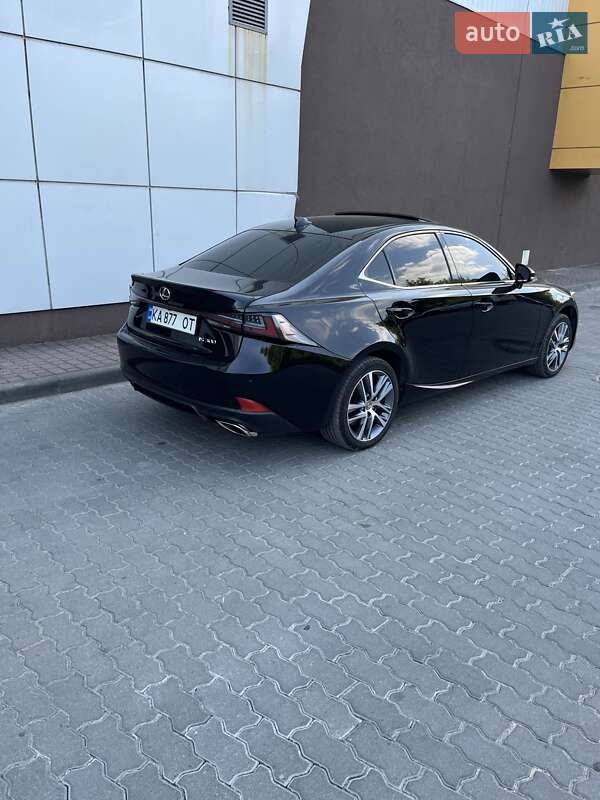 Седан Lexus IS 2020 в Львові фото 3 Седан Lexus IS 2020 в Львові