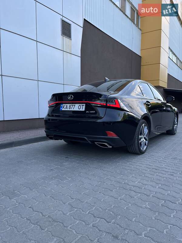 Седан Lexus IS 2020 в Львові фото 8 Седан Lexus IS 2020 в Львові