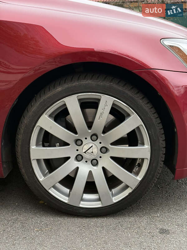 Седан Lexus IS 2008 в Киеве