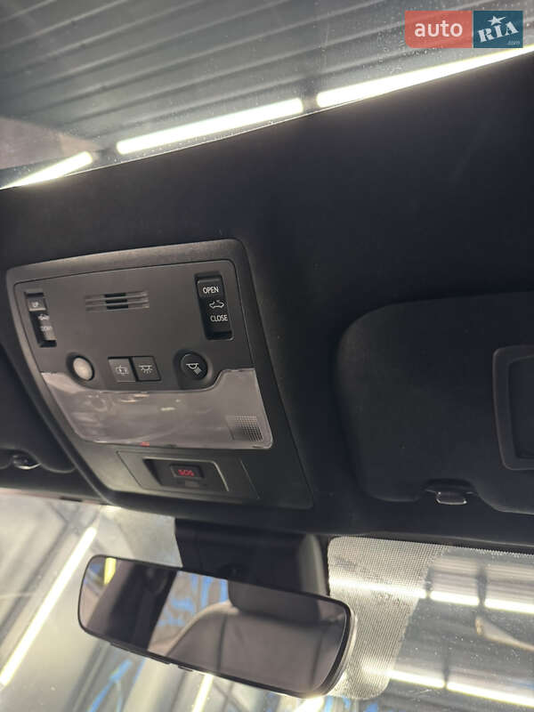 Седан Lexus IS 2016 в Днепре