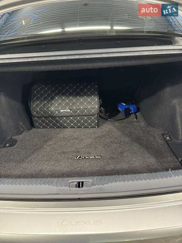 Седан Lexus IS 2016 в Днепре