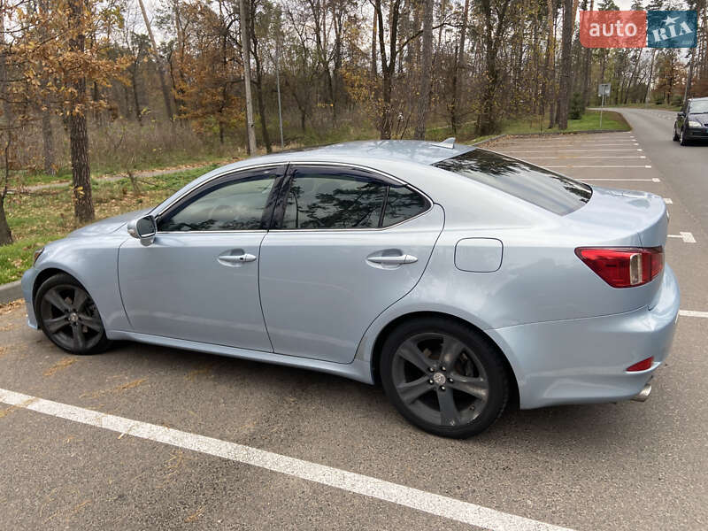 Седан Lexus IS 2011 в Черкассах