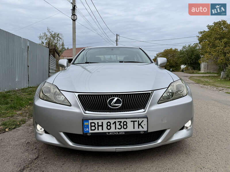 Седан Lexus IS 2005 в Одессе