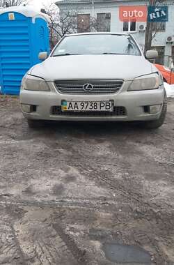 Седан Lexus IS 2000 в Києві