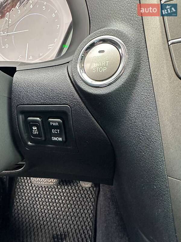 Седан Lexus IS 2010 в Києві фото 25 Седан Lexus IS 2010 в Києві